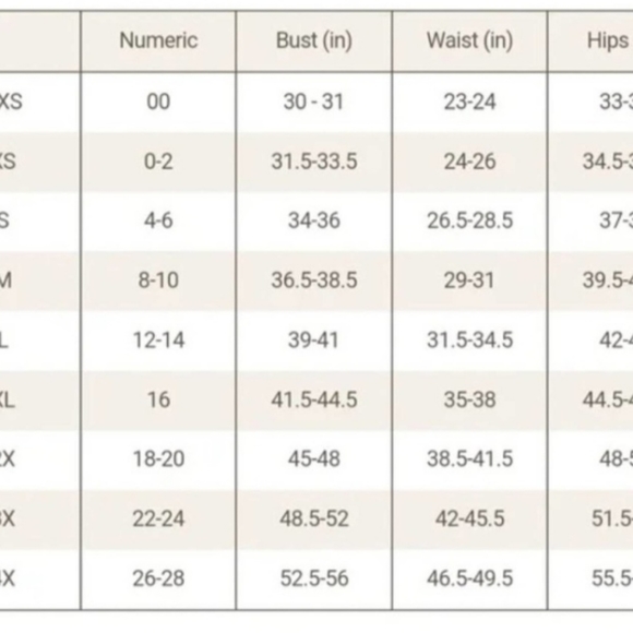 New white skims swimsuit - Picture 4 of 7